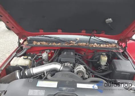 2000 Chevrolet Silverado 1500 Ls from USA, damaged, VIN 1GCEC14T4YE126769